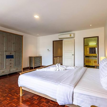 4 Bedroom Townhouse In Great Location! 후아 힌 외부 사진