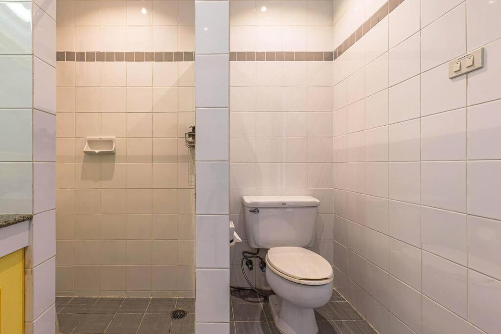 4 Bedroom Townhouse In Great Location! 후아 힌 외부 사진