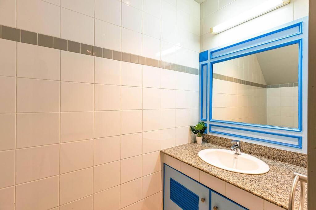 4 Bedroom Townhouse In Great Location! 후아 힌 외부 사진