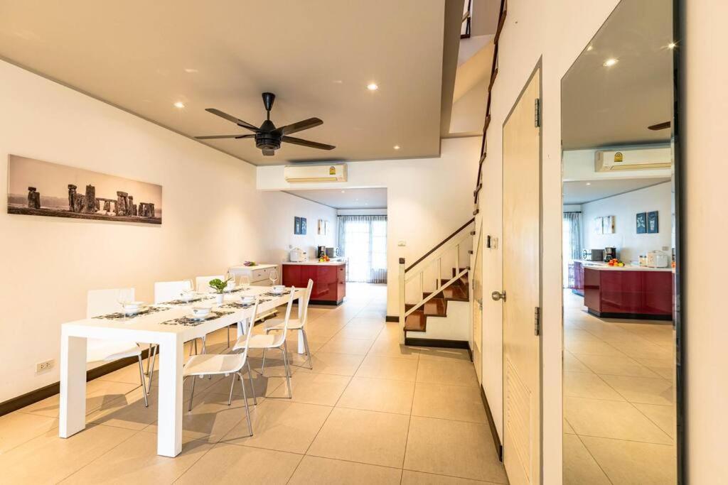 4 Bedroom Townhouse In Great Location! 후아 힌 외부 사진