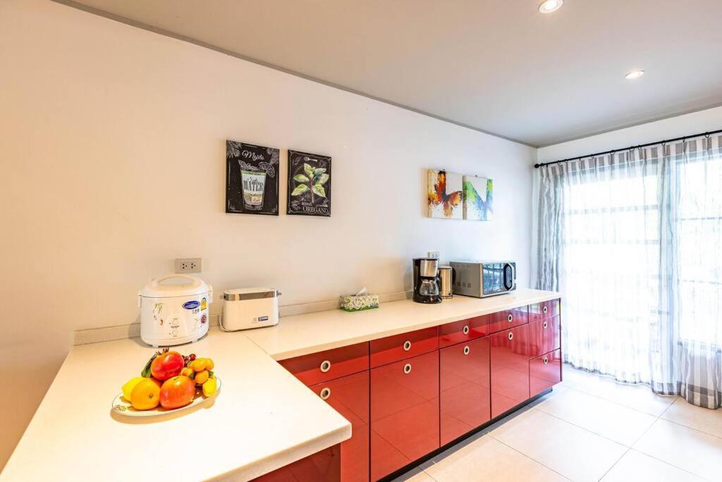 4 Bedroom Townhouse In Great Location! 후아 힌 외부 사진